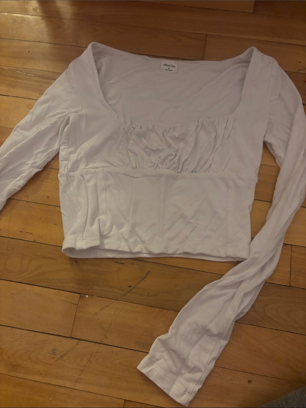 Aritzia White Long Sleeve Scoop Neck Crop Top